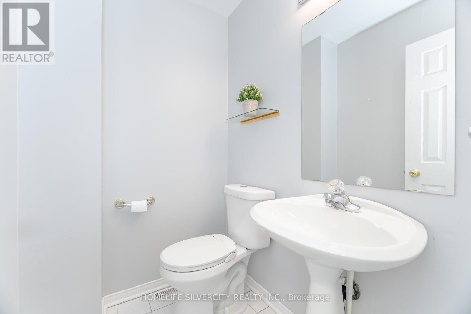3913 Ponderosa Lane, Mississauga, Ontario  L5N 6W4 - Photo 18 - W12185918