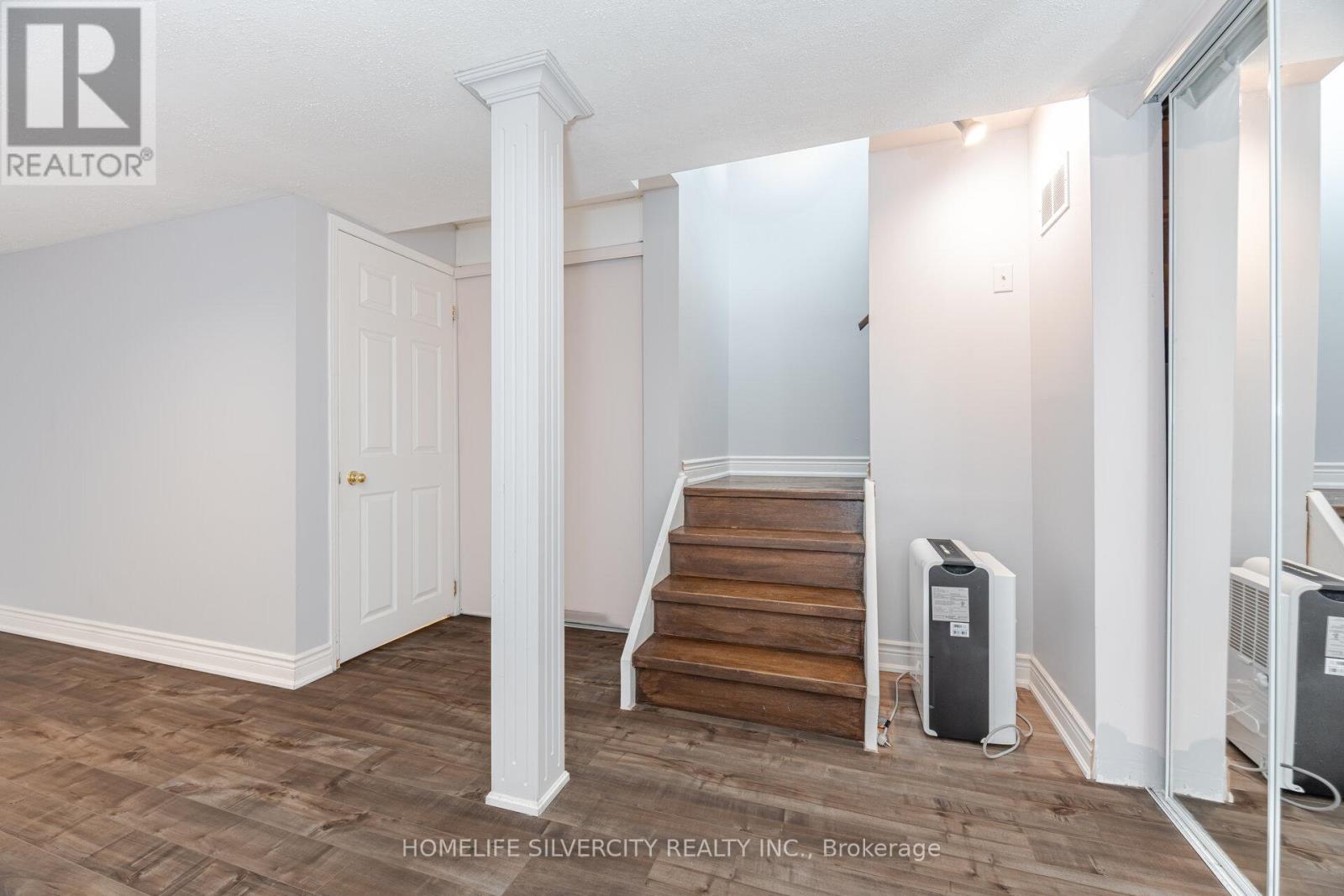 3913 Ponderosa Lane, Mississauga, Ontario  L5N 6W4 - Photo 31 - W12185918