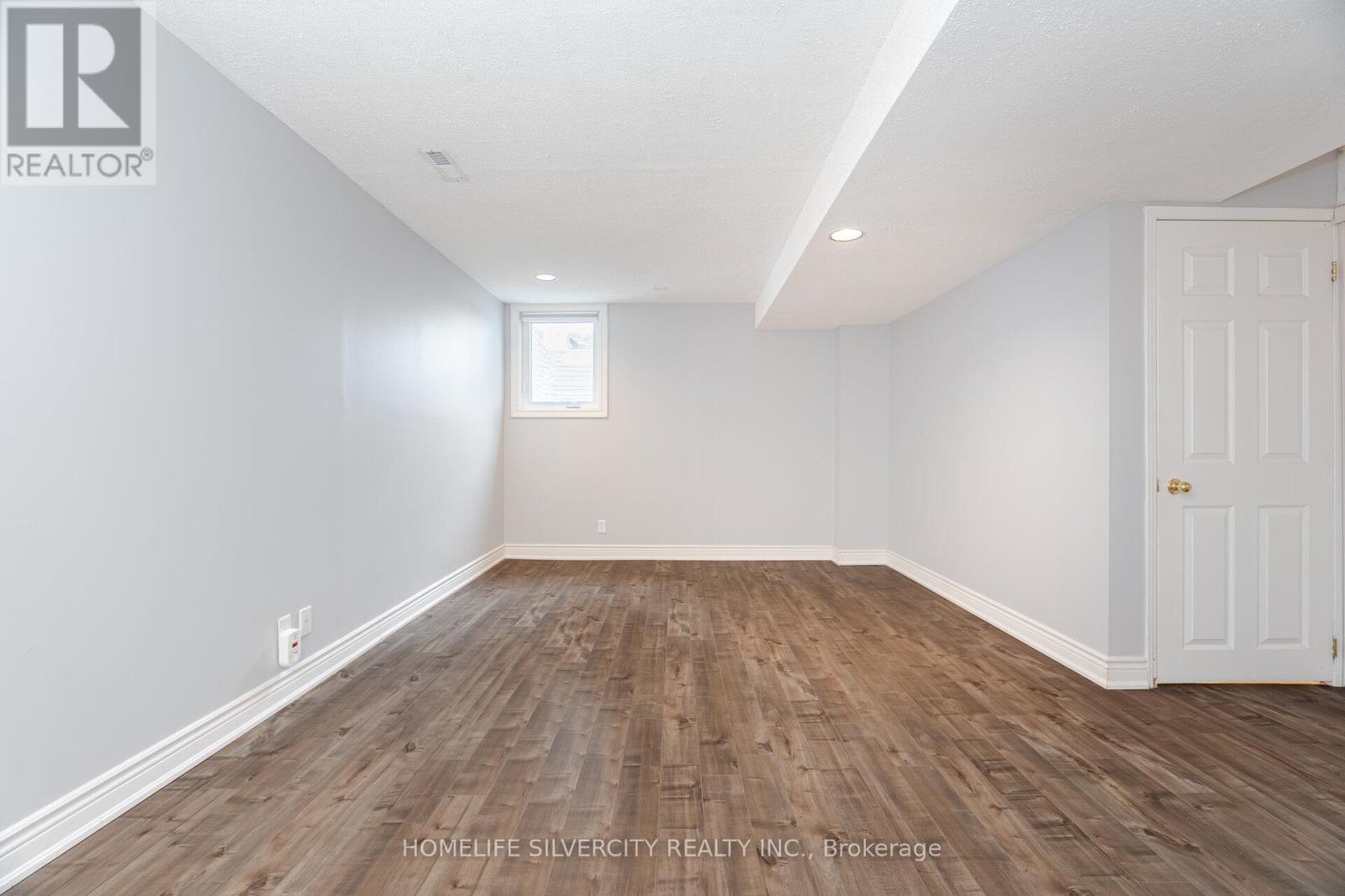 3913 Ponderosa Lane, Mississauga, Ontario  L5N 6W4 - Photo 34 - W12185918