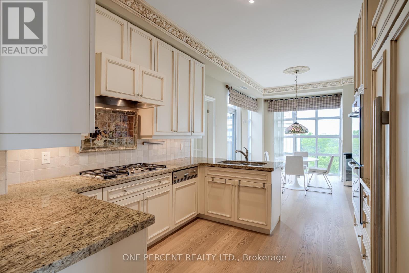 Ph1 - 2855 Bloor Street W, Toronto (Stonegate-Queensway), Ontario  M8X 3A1 - Photo 25 - W12185927