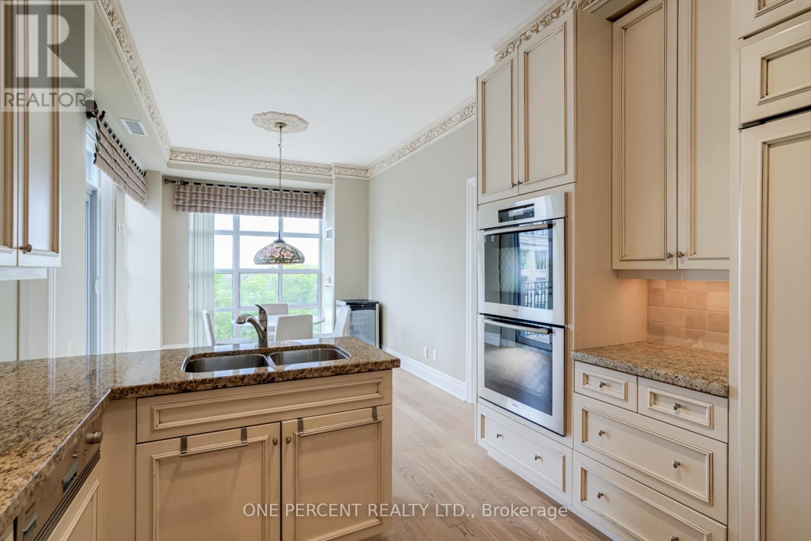 Ph1 - 2855 Bloor Street W, Toronto (Stonegate-Queensway), Ontario  M8X 3A1 - Photo 29 - W12185927