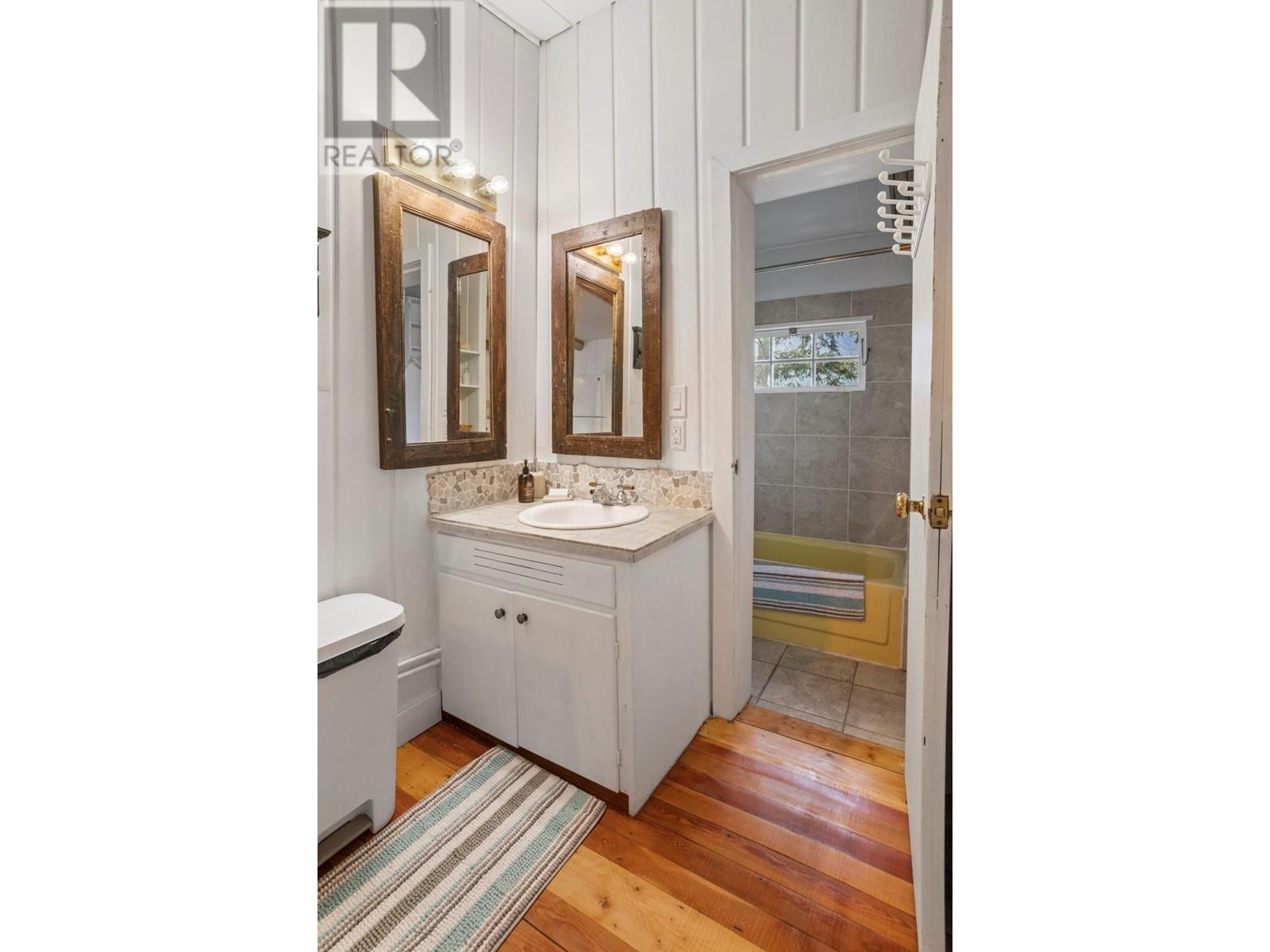 11899 3a Highway, Destiny Bay, British Columbia V0B 1A3 - Photo 18 - 10349496