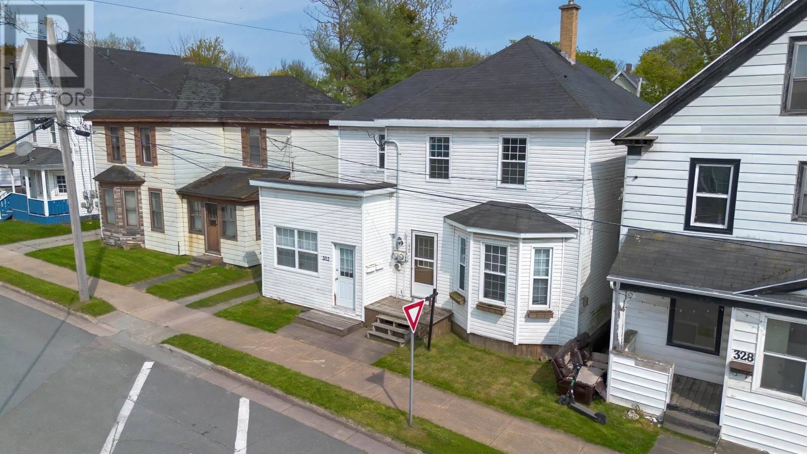 Property at 332 Townsend Street image 3