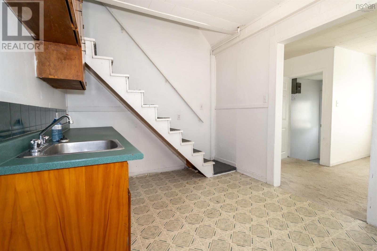 332 Townsend Street, Sydney, Nova Scotia  B1P 5G2 - Photo 31 - 202512953