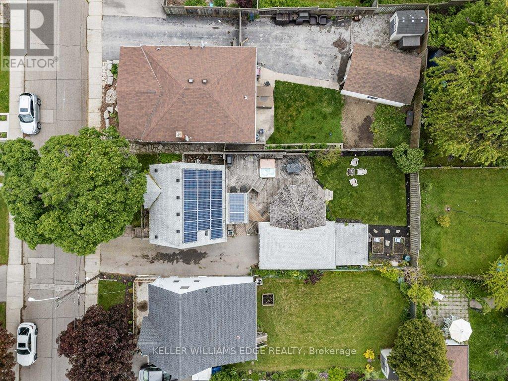 384 Thayer Avenue, Hamilton, Ontario  L9A 1J9 - Photo 36 - X12185908