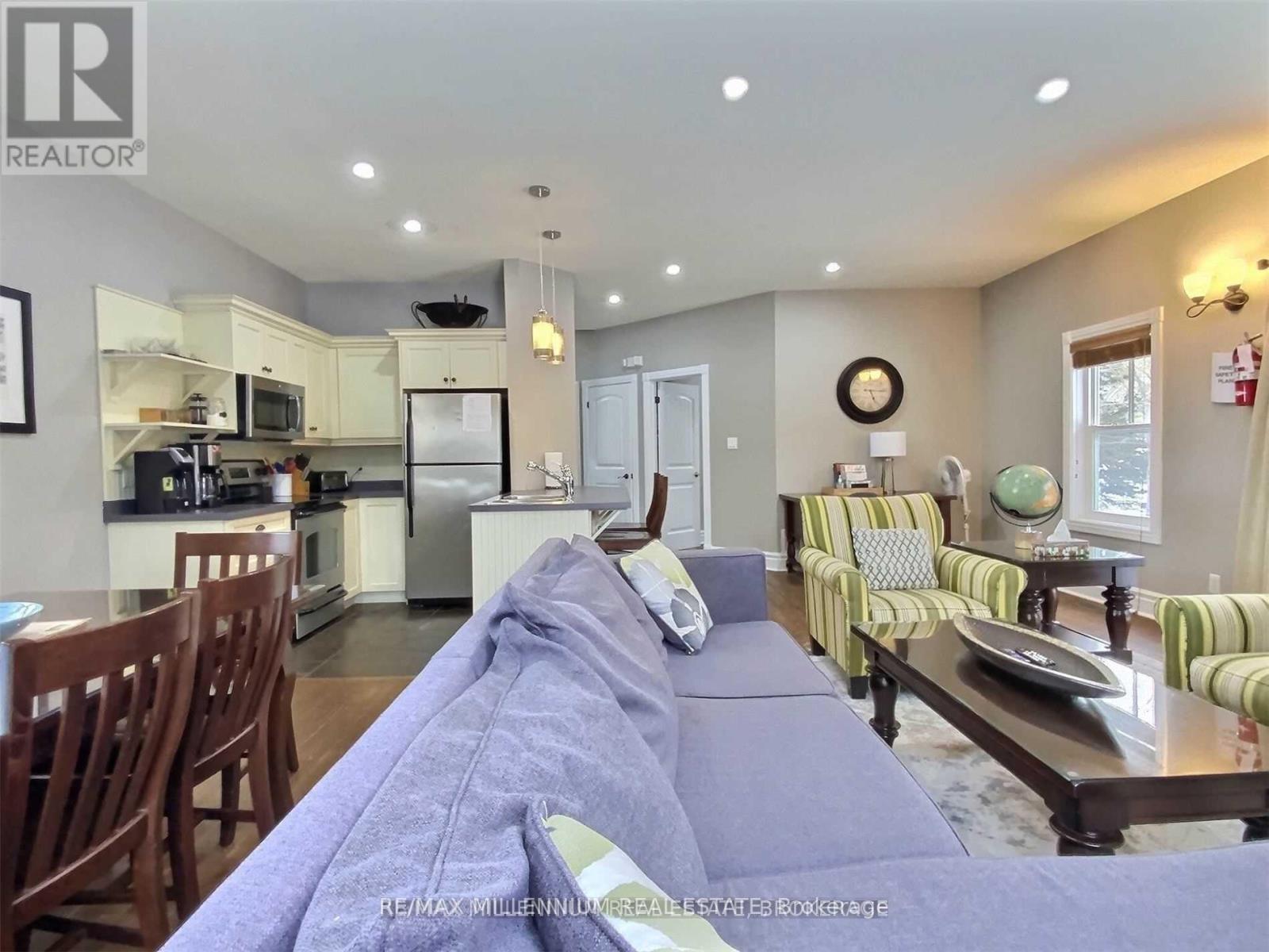 141 - 171 Snowbridge Way, Blue Mountains, Ontario  L9Y 0V1 - Photo 21 - X12185917