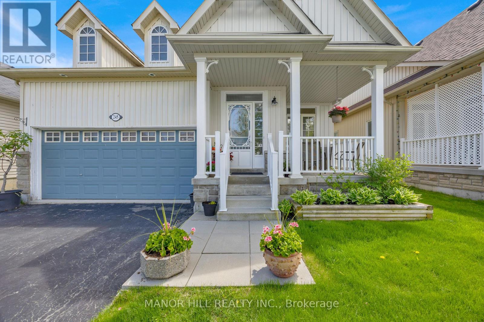Property at 245 BERRY STREET image 3
