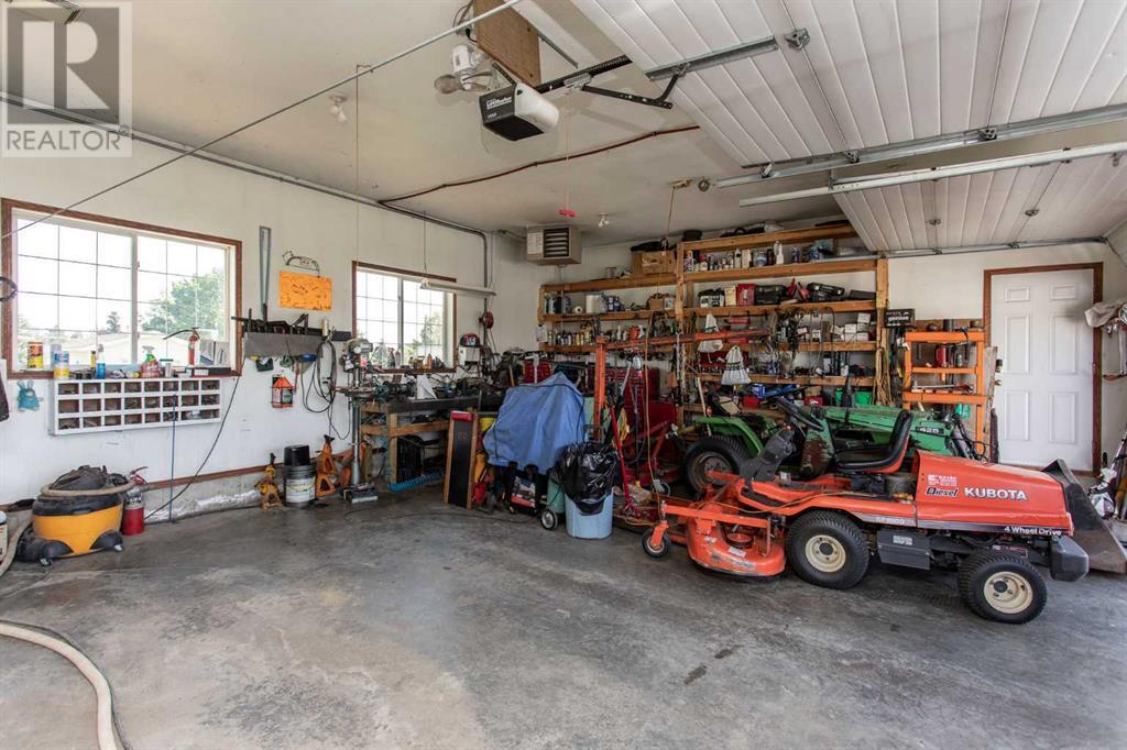 1, 27109 Township Road 400, Rural Lacombe County, Alberta  T4L 2N2 - Photo 37 - A2224905