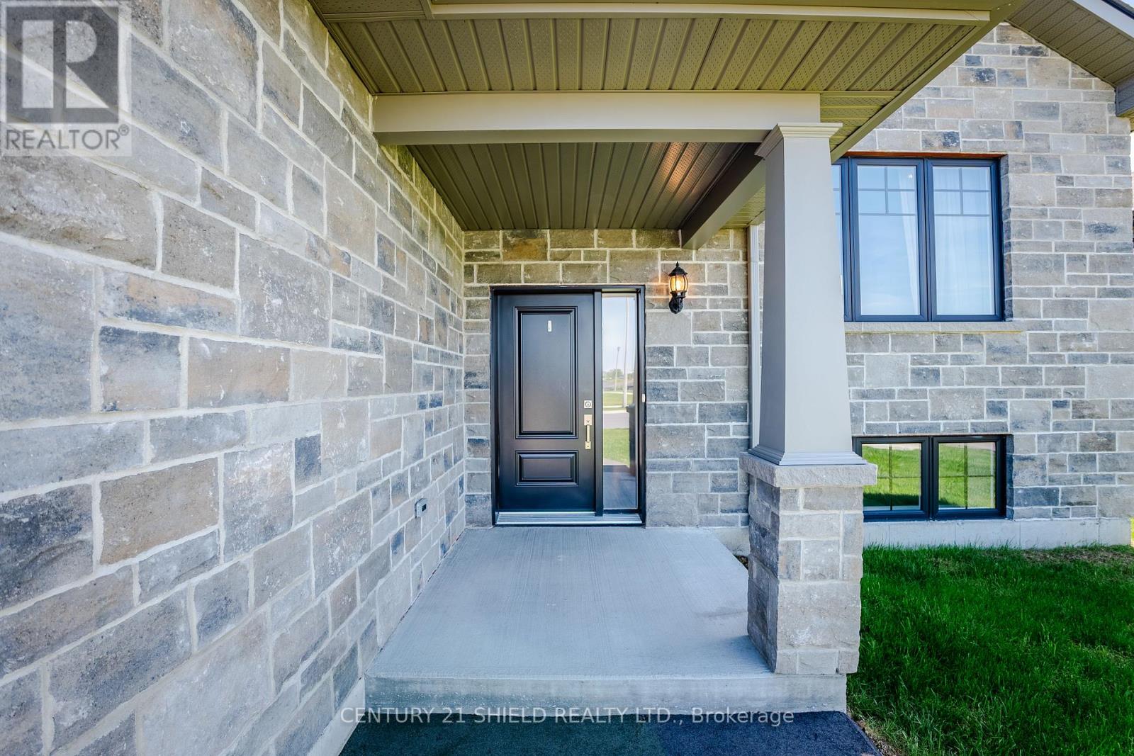 Property at 2300 CREWSON COURT image 4