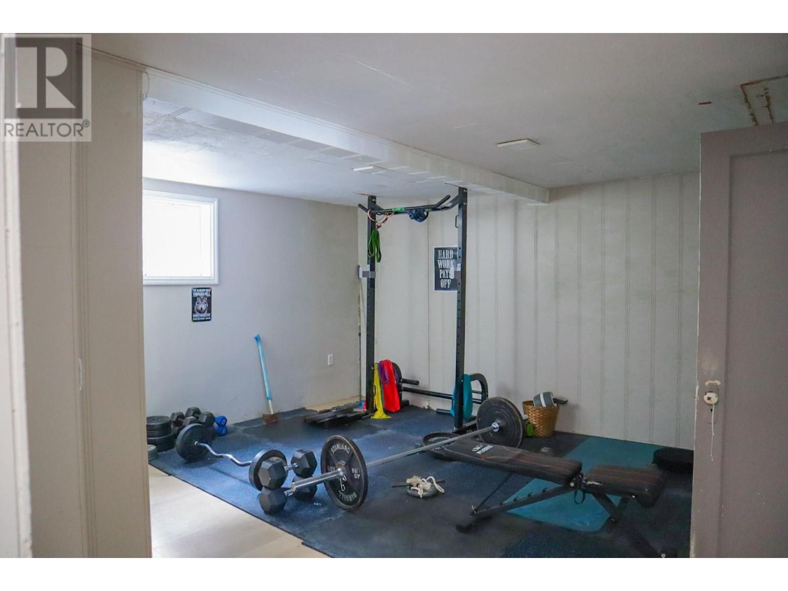 1730 Topping Street, Trail, British Columbia  V1R 4G3 - Photo 33 - 10350016