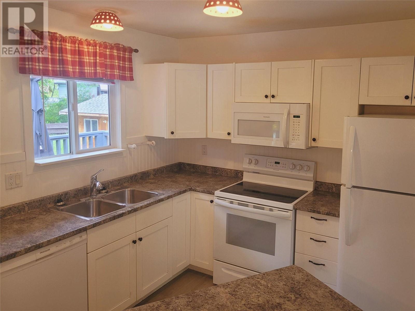 333 Dutch Lake Road, Clearwater, British Columbia  V0E 1N2 - Photo 8 - 10350063