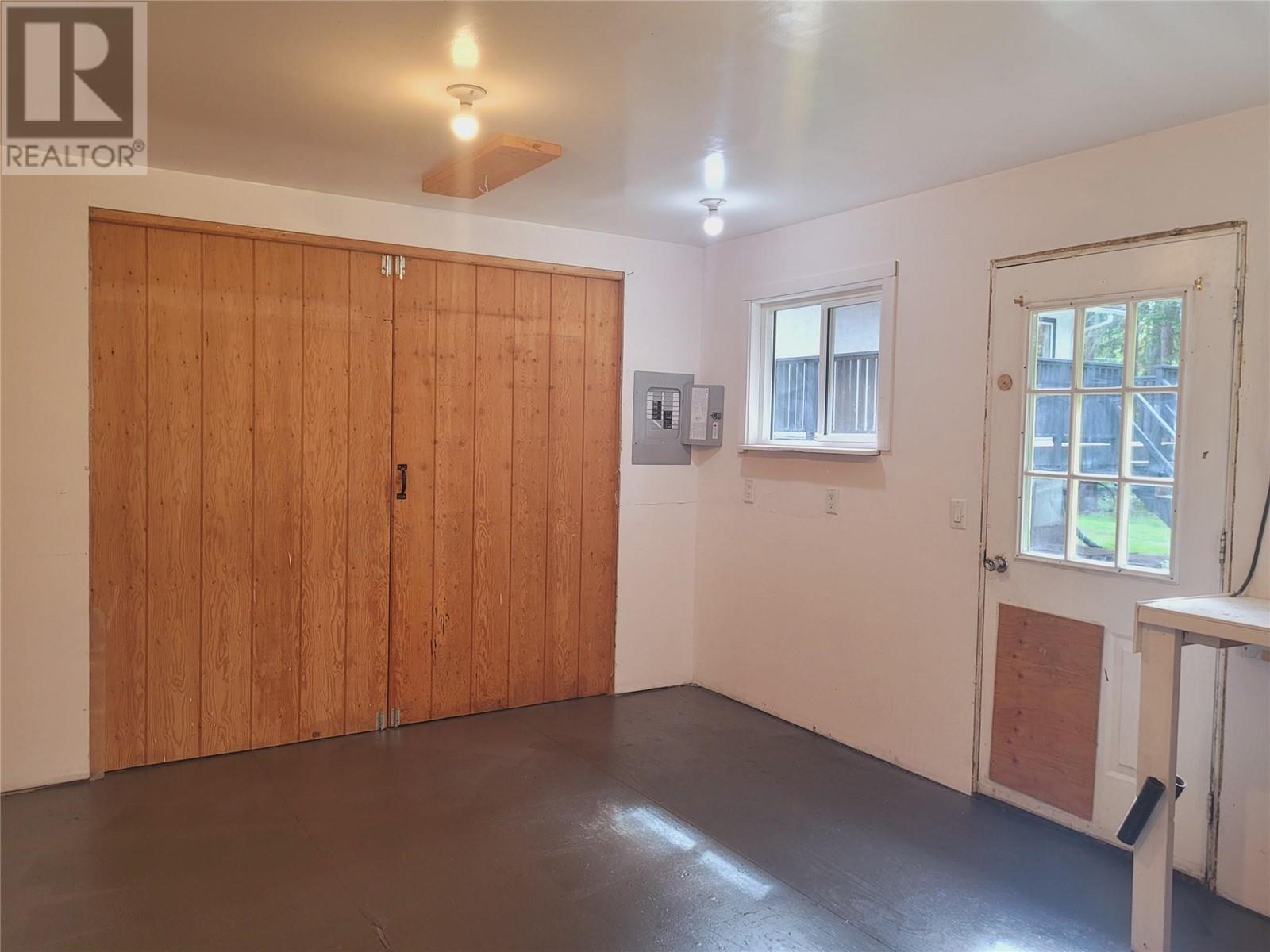 333 DUTCH LAKE Road, Clearwater, BC V0E1N2