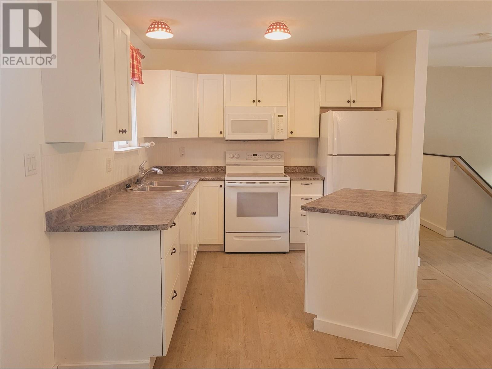 333 Dutch Lake Road, Clearwater, British Columbia  V0E 1N2 - Photo 5 - 10350063