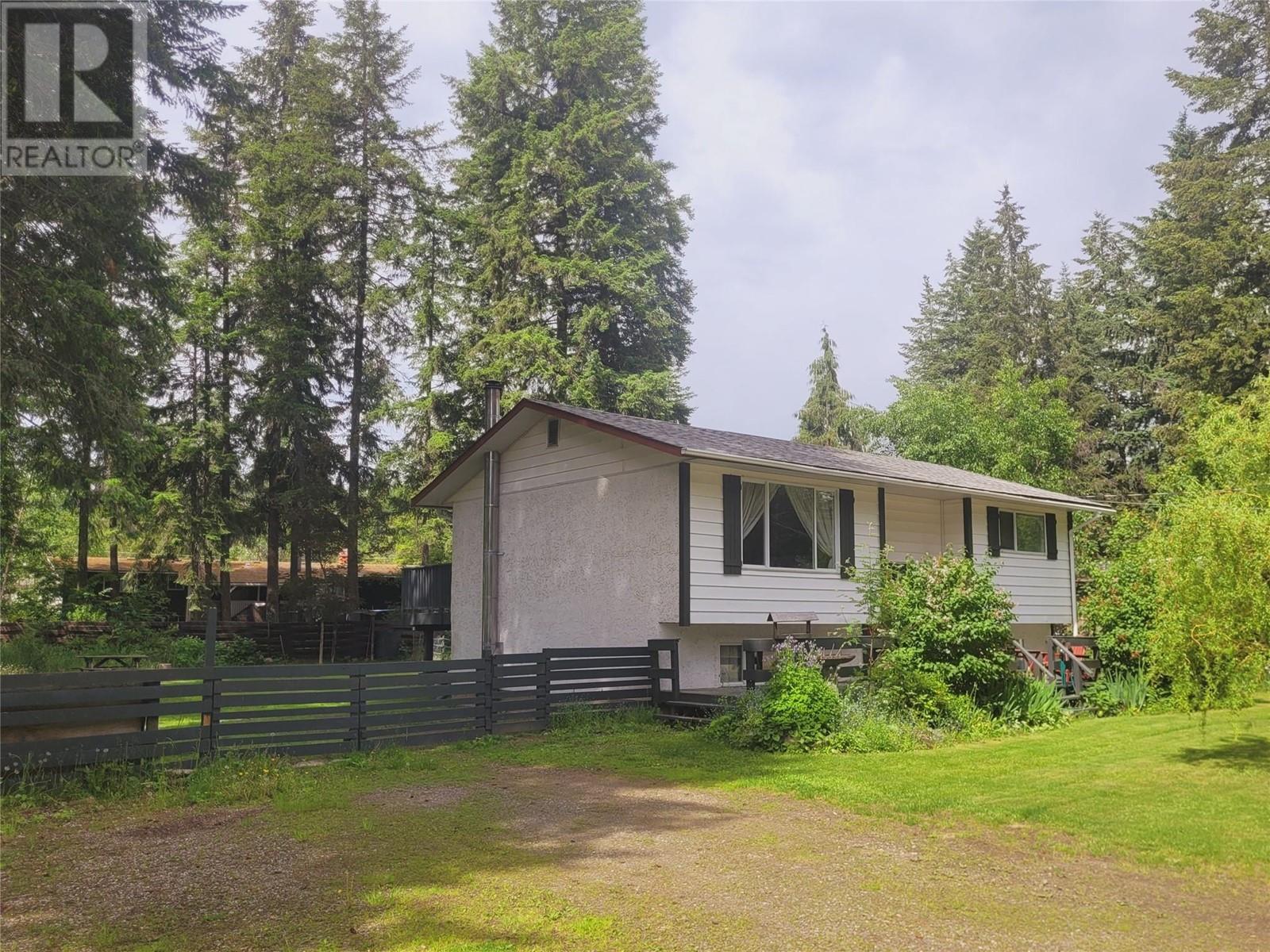 333 Dutch Lake Road, Clearwater, British Columbia  V0E 1N2 - Photo 3 - 10350063