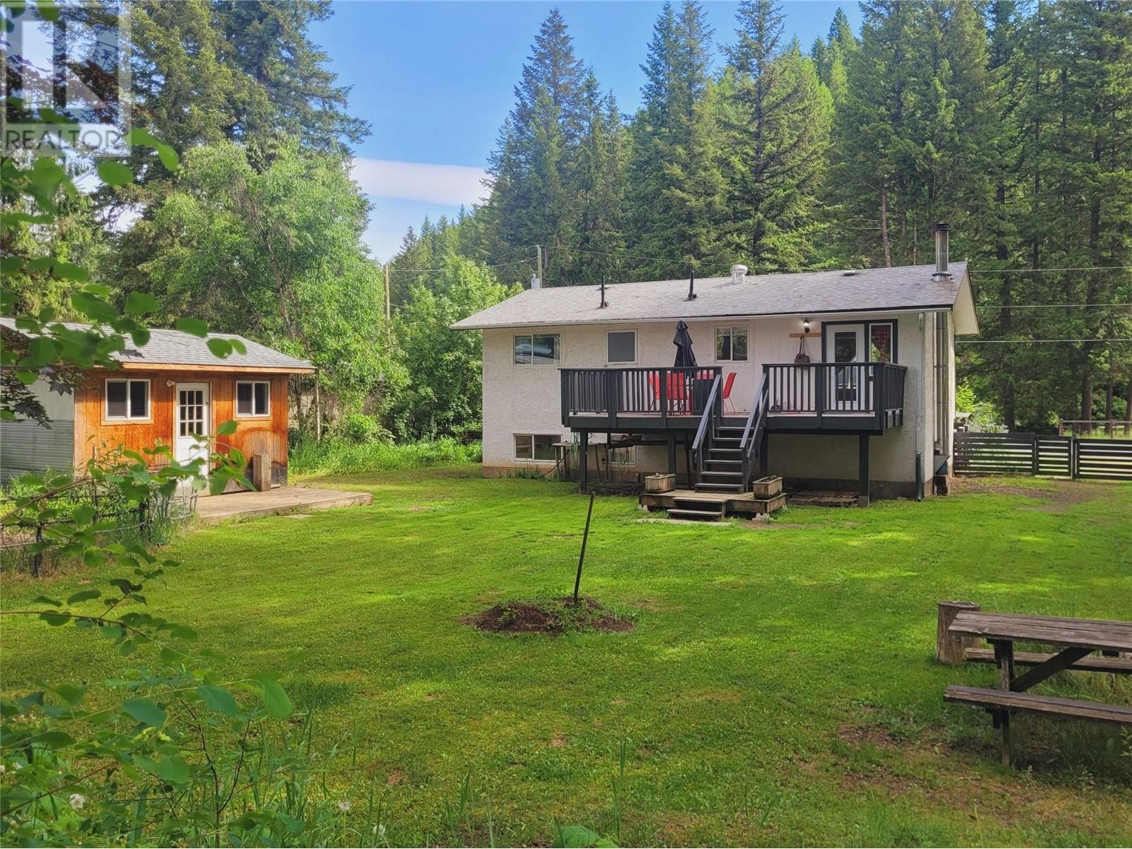 333 Dutch Lake Road, Clearwater, British Columbia  V0E 1N2 - Photo 4 - 10350063