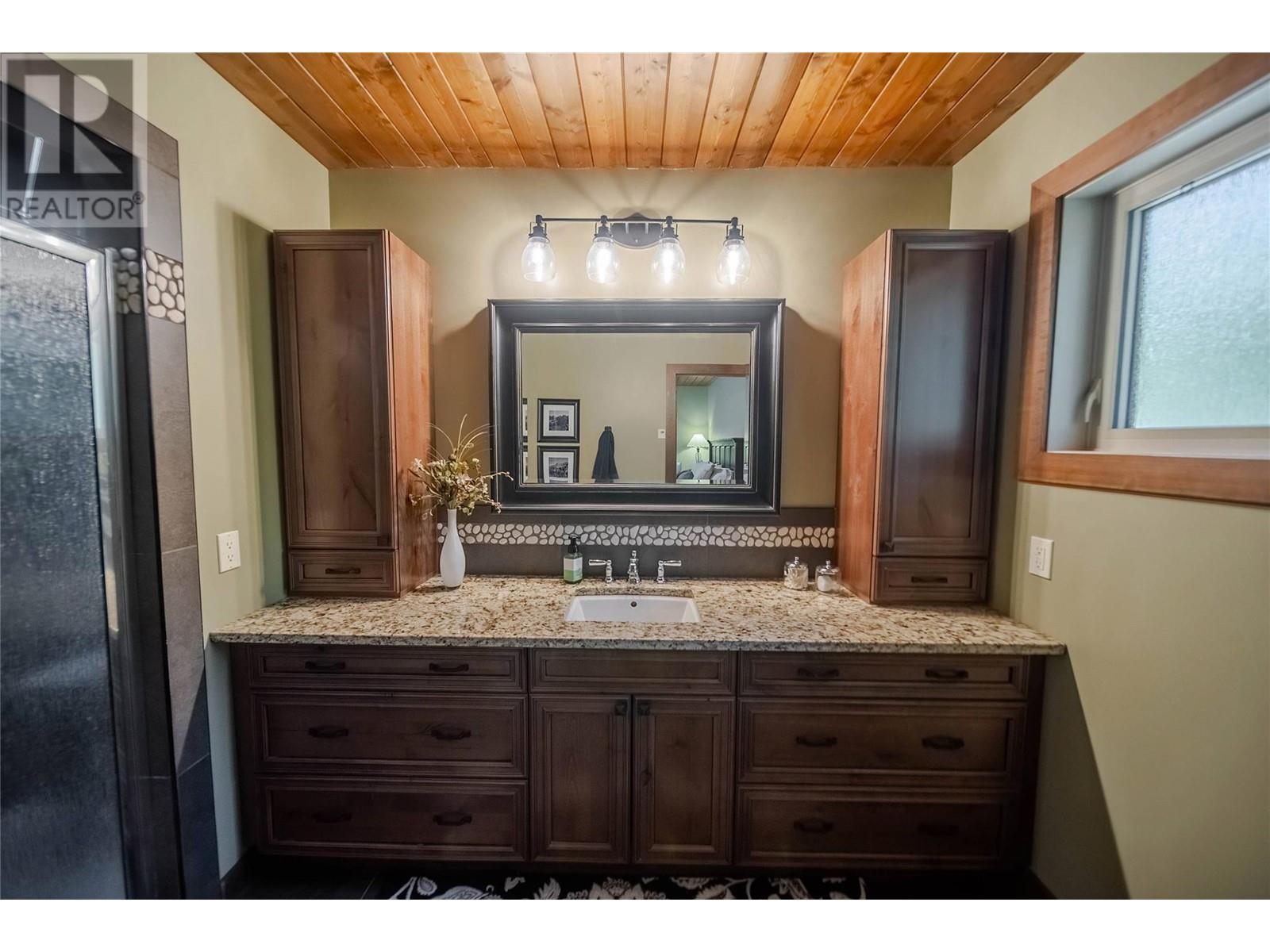 2666 Roy Road, Jaffray, British Columbia  V0B 1T0 - Photo 21 - 10350069