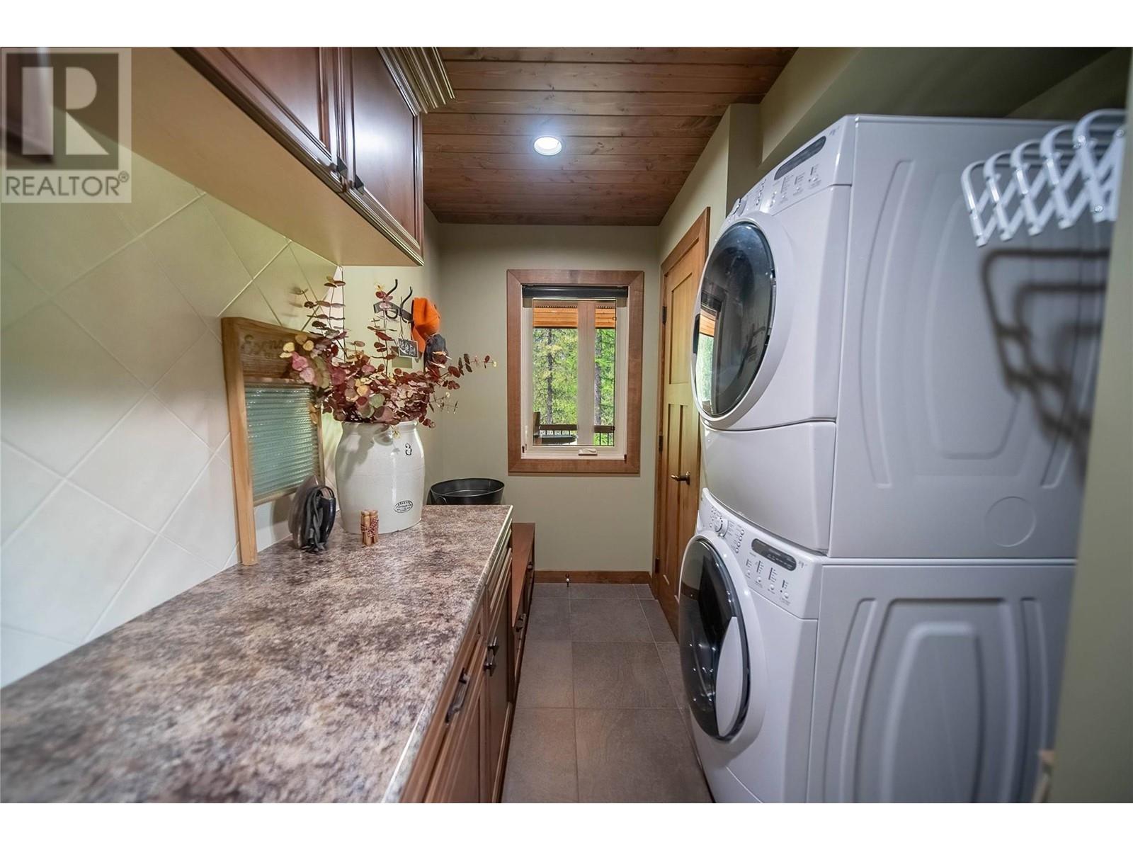 2666 Roy Road, Jaffray, British Columbia  V0B 1T0 - Photo 32 - 10350069
