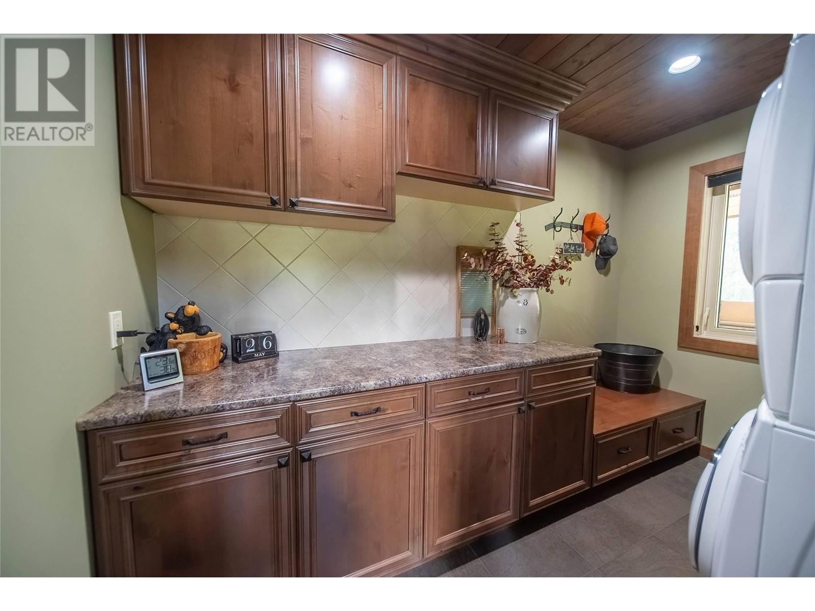 2666 Roy Road, Jaffray, British Columbia  V0B 1T0 - Photo 31 - 10350069