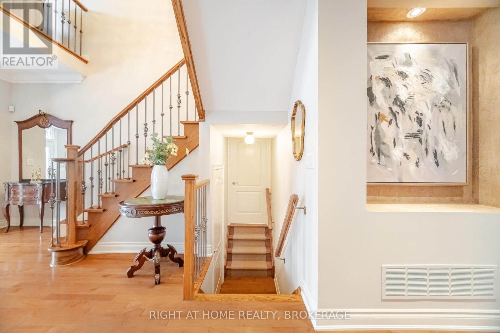 2518 Hemmford Drive, Oakville, Ontario  L6M 4R7 - Photo 40 - W12021138