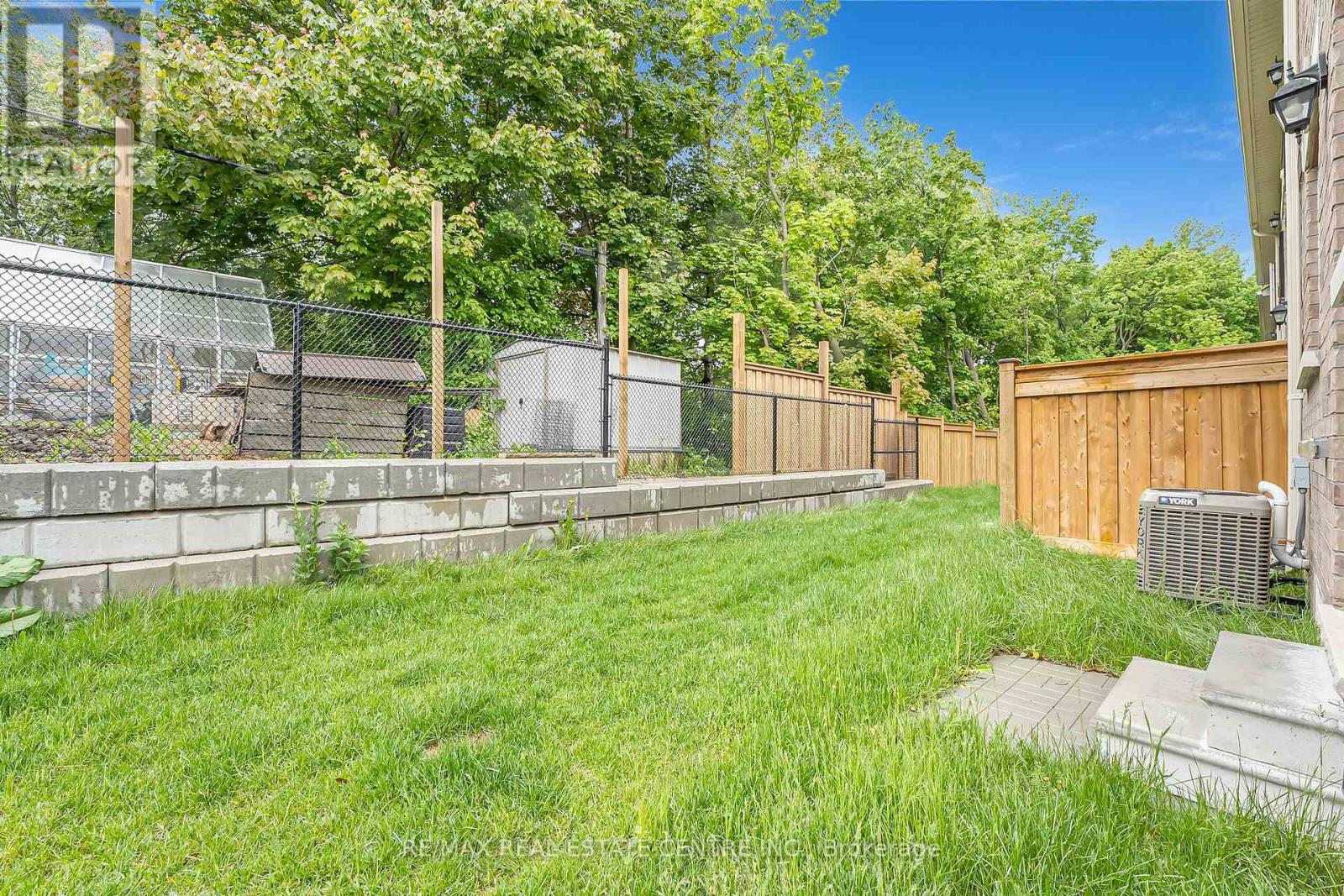 24 - 68 First Street, Orangeville, Ontario  L9W 2E3 - Photo 29 - W12180214