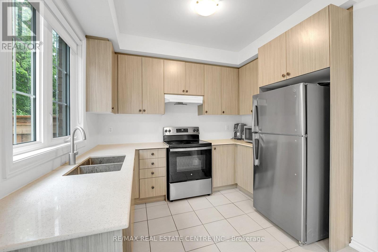 24 - 68 First Street, Orangeville, Ontario  L9W 2E3 - Photo 12 - W12180214