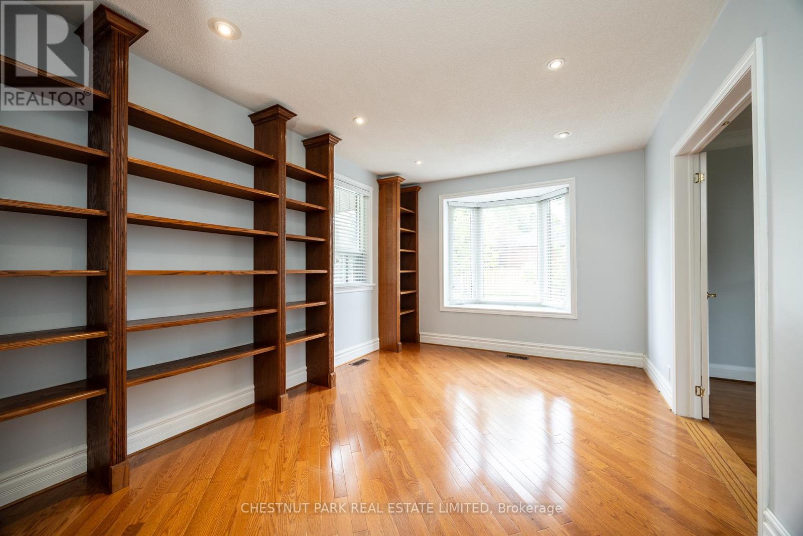 127 Randolph Road, Toronto, Ontario  M4G 3S3 - Photo 11 - C12185982