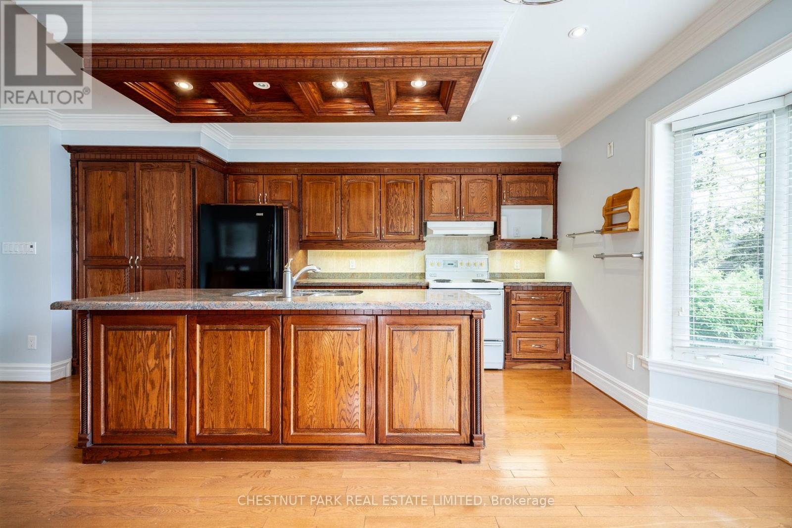 127 Randolph Road, Toronto, Ontario  M4G 3S3 - Photo 25 - C12185982