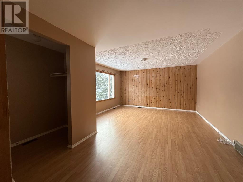 36 Sandy Drive, Whitecourt, Alberta  T7S 1G9 - Photo 7 - A2179558