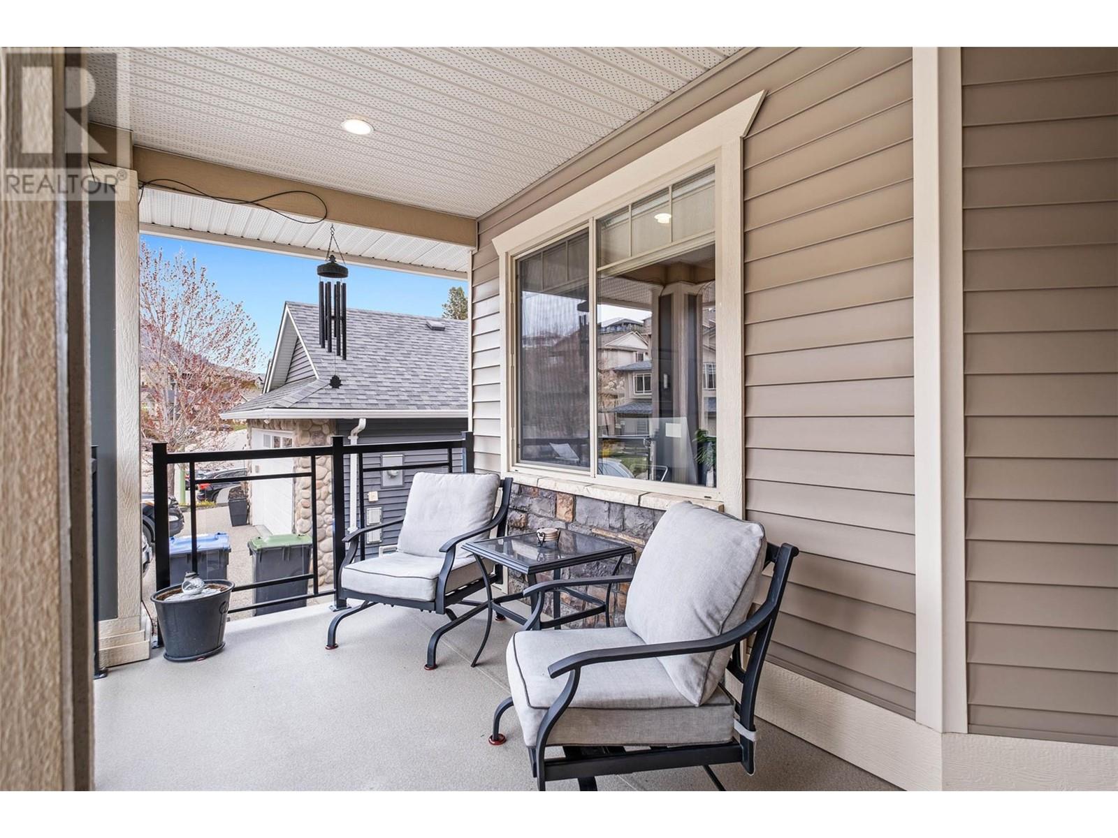1297 Tanemura Crescent, Kelowna, BC V1P1R5