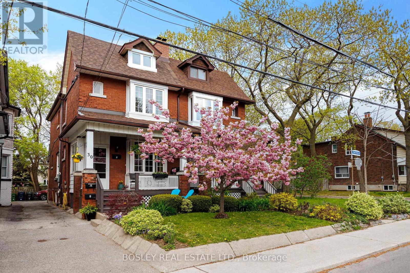 30 Oak Park Avenue, Toronto, Ontario  M4C 4L7 - Photo 1 - E12185983