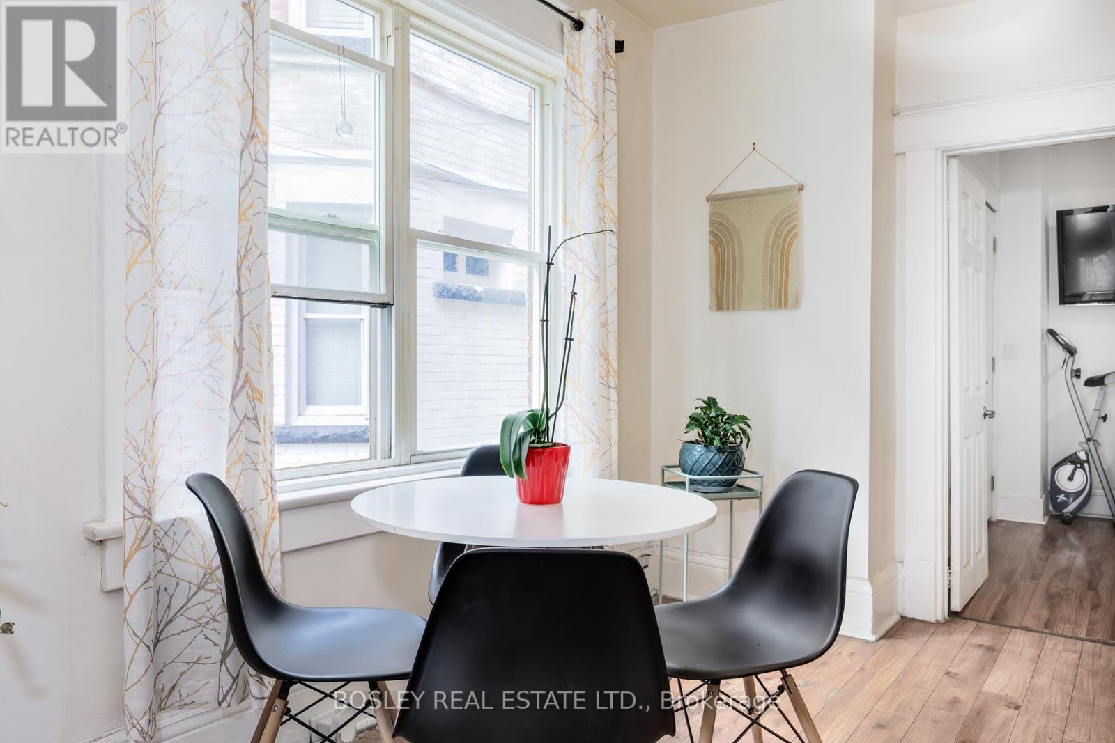 30 Oak Park Avenue, Toronto, Ontario  M4C 4L7 - Photo 24 - E12185983