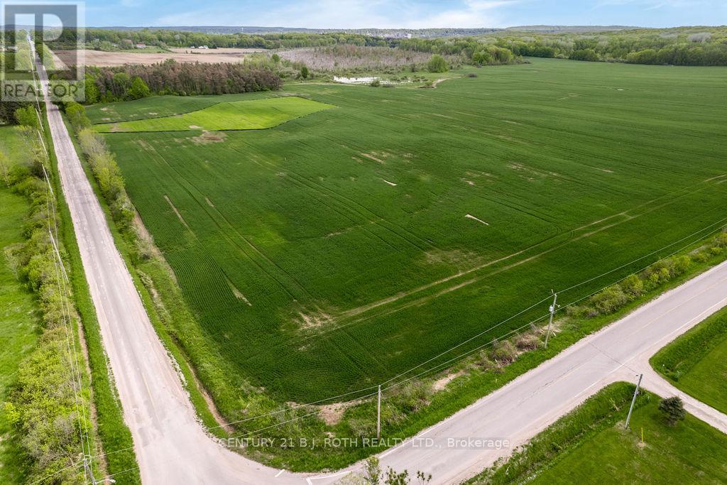 1511 Tay Point Road, Penetanguishene, Ontario  L9M 2C8 - Photo 1 - S12186011