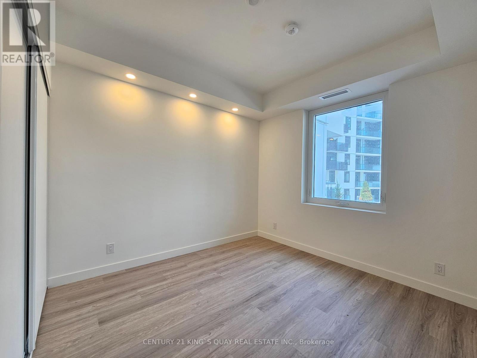 404 - 1050 Eastern Avenue, Toronto, Ontario  M4L 0B7 - Photo 12 - E12185167