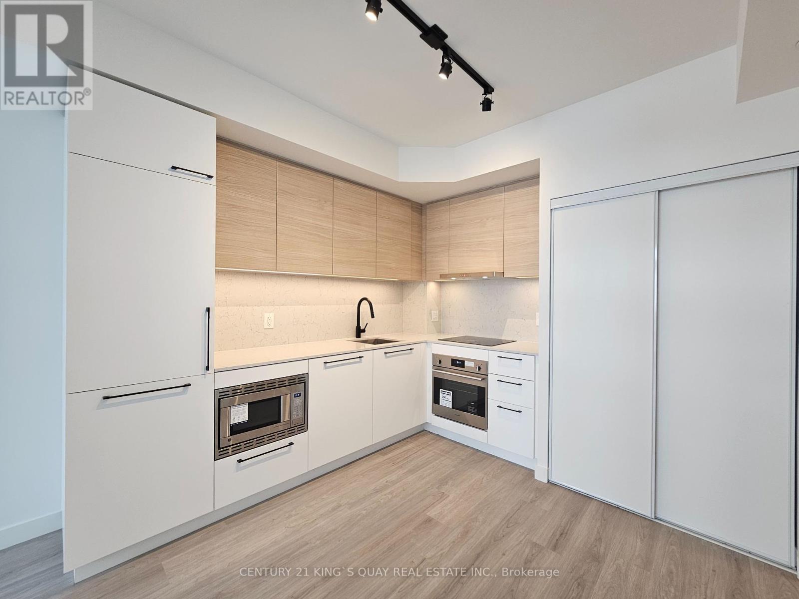 404 - 1050 Eastern Avenue, Toronto (The Beaches), Ontario  M4L 0B7 - Photo 7 - E12185167