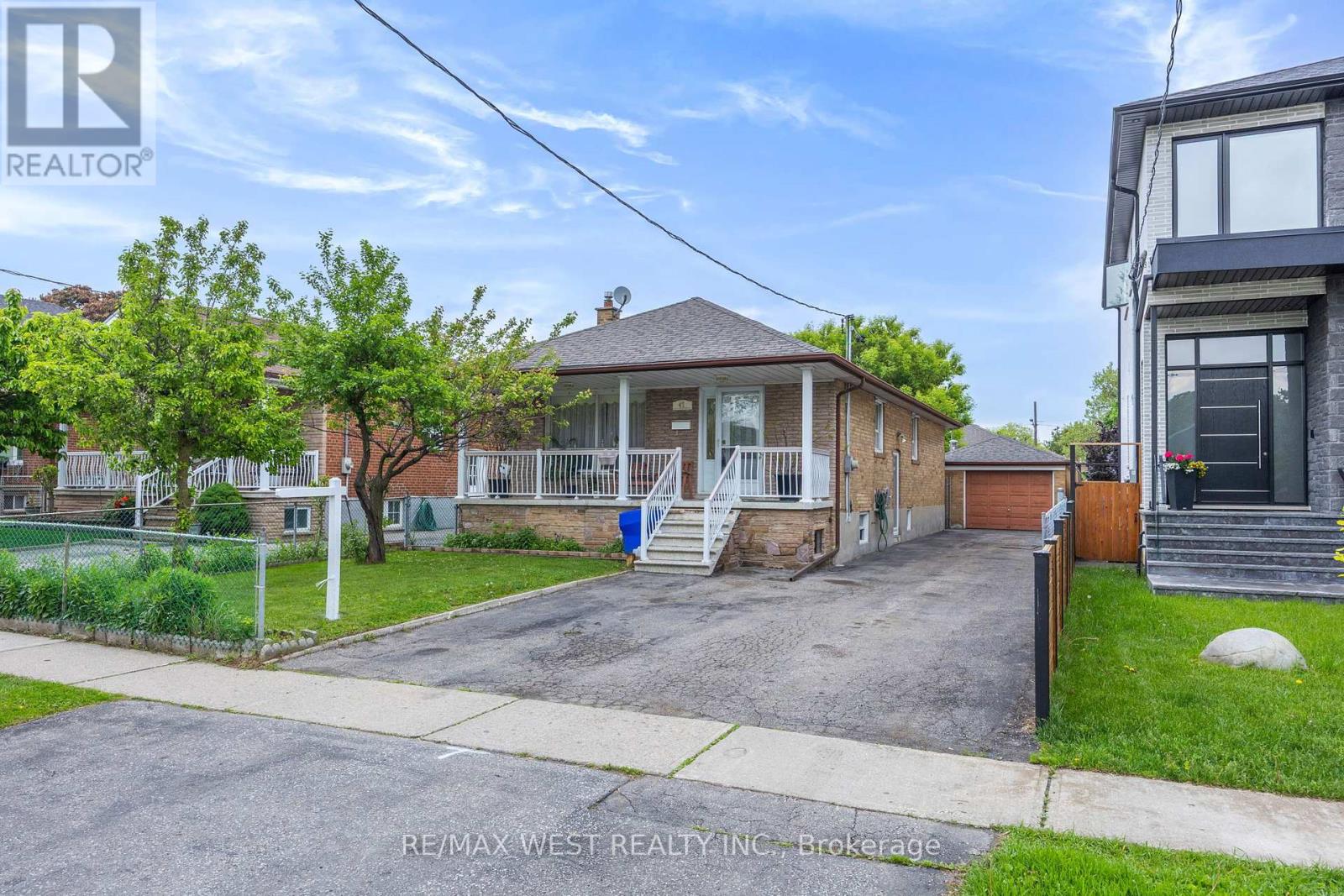 47 Brawley Avenue, Toronto, Ontario  M8Z 4Z5 - Photo 1 - W12184367