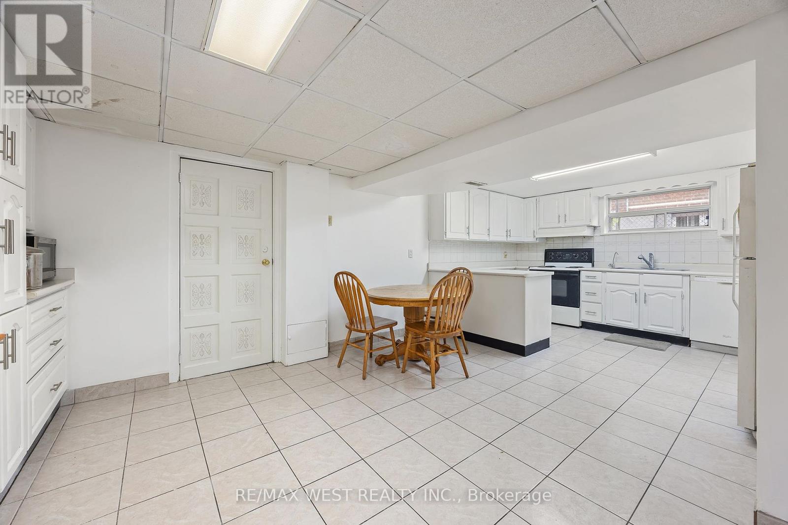 47 Brawley Avenue, Toronto, Ontario  M8Z 4Z5 - Photo 22 - W12184367