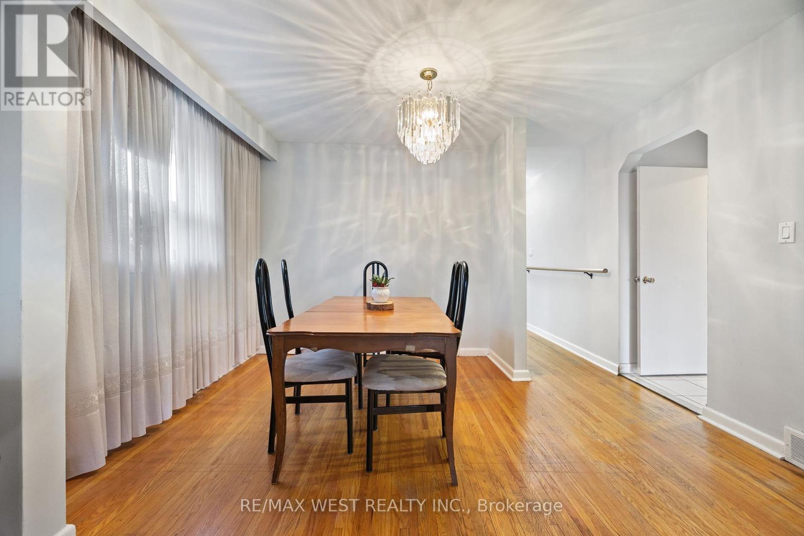 47 Brawley Avenue, Toronto (Islington-City Centre West), Ontario  M8Z 4Z5 - Photo 14 - W12184367