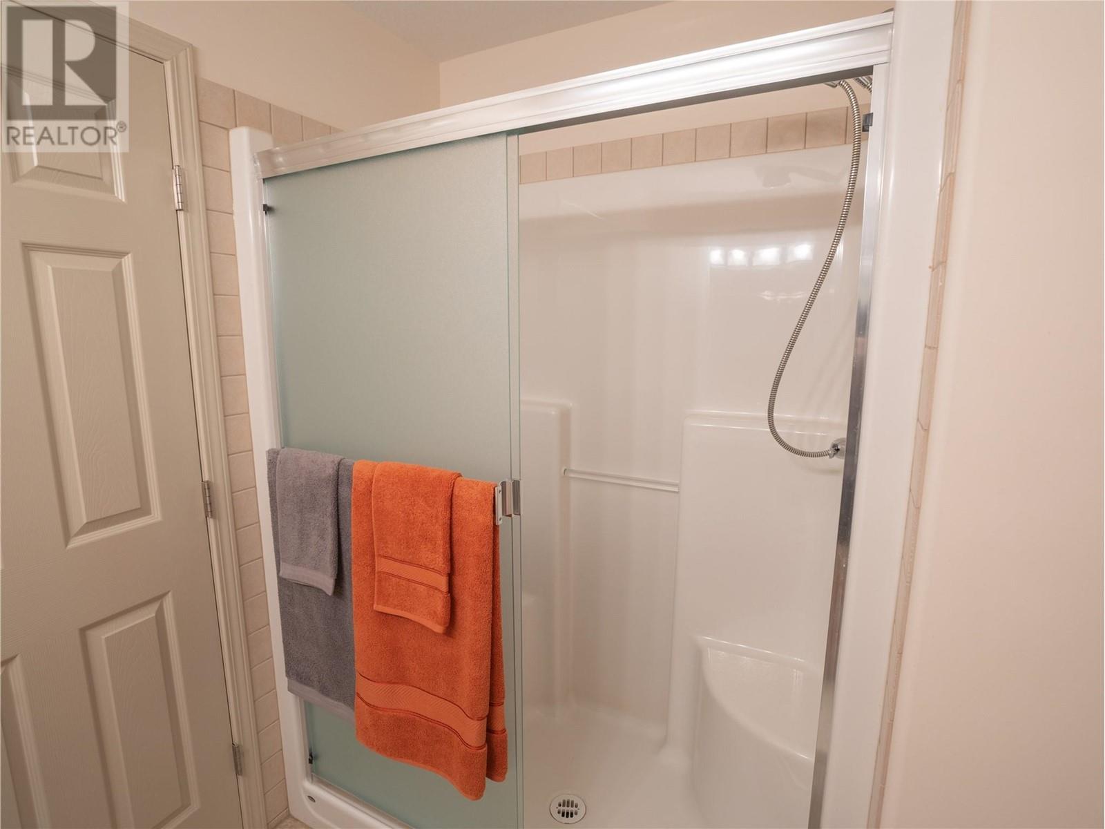 2125 Atkinson Street Unit# 402, Penticton, British Columbia  V2A 9E6 - Photo 17 - 10346626