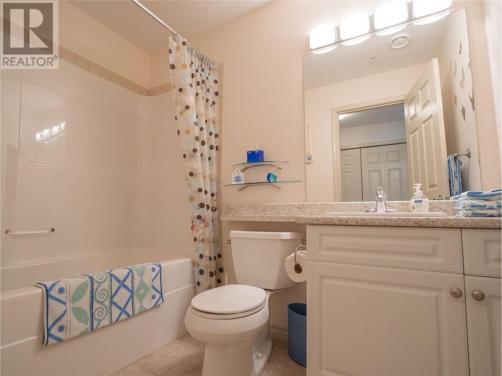 2125 Atkinson Street Unit# 402, Penticton, British Columbia  V2A 9E6 - Photo 18 - 10346626