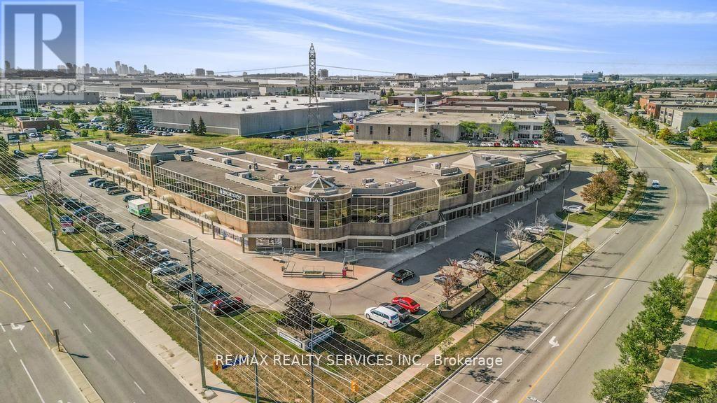 215 - 6660 Kennedy Road, Mississauga, Ontario  L5T 2M9 - Photo 1 - W12185960