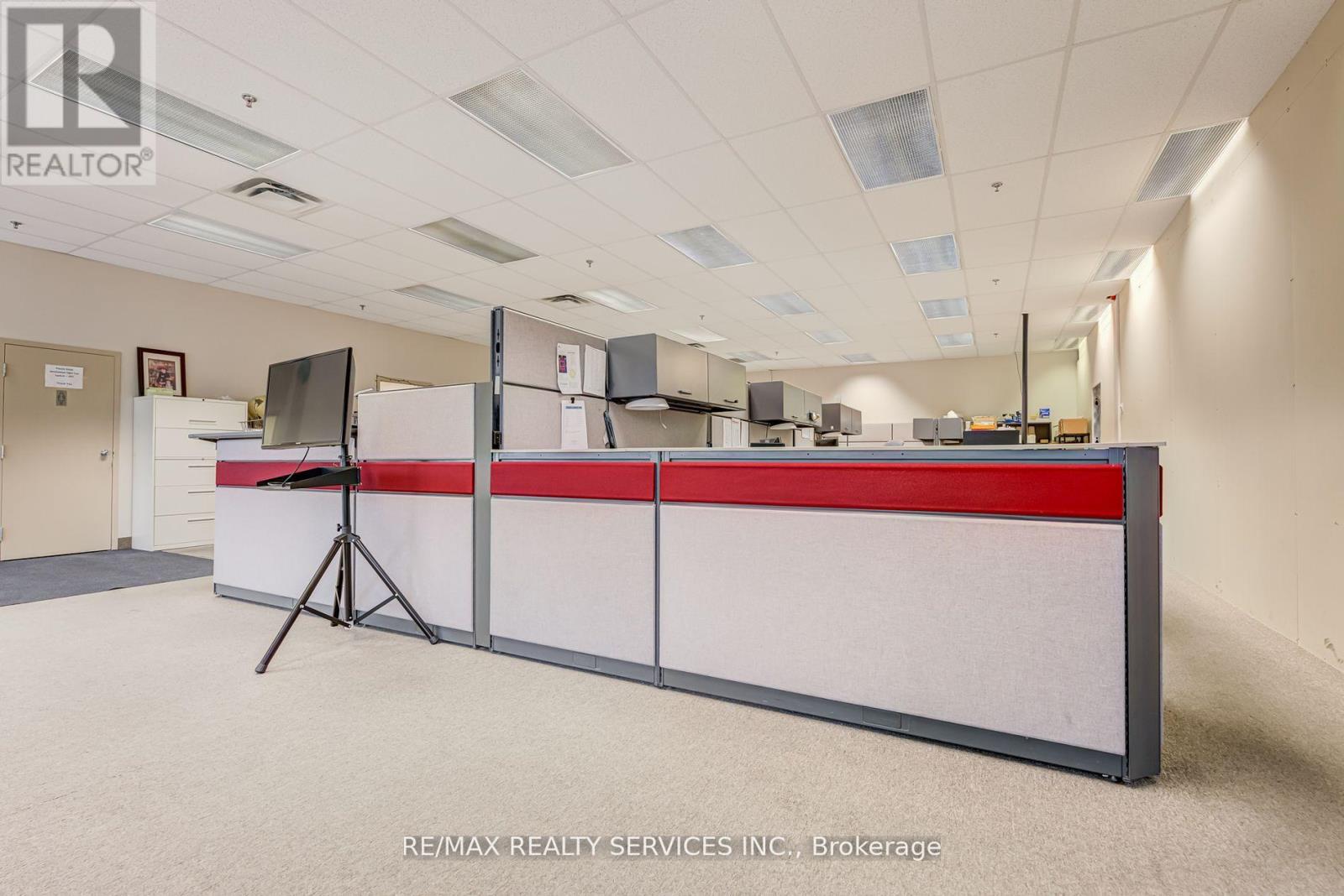 #13 - 6660 Kennedy Road, Mississauga, Ontario  L5T 2M9 - Photo 8 - W12186024