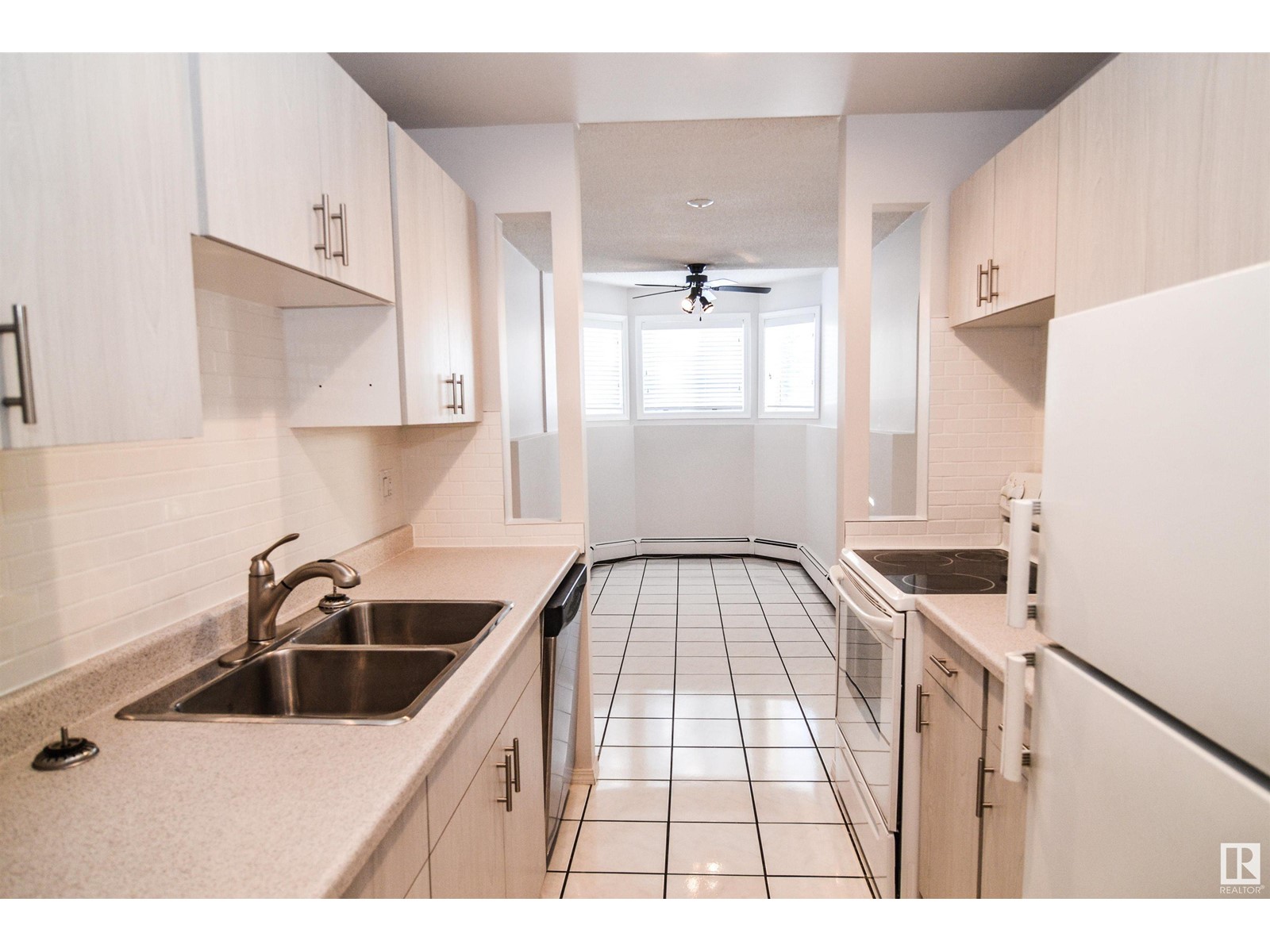 #103 11460 40 Av Nw, Edmonton, Alberta  T6J 0R5 - Photo 5 - E4439588