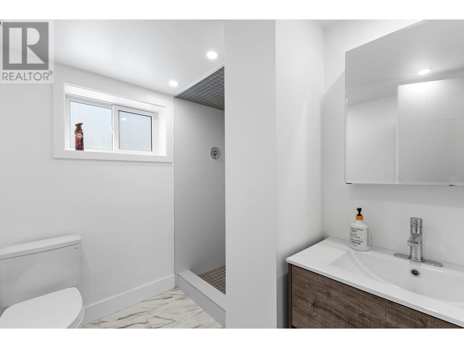 1480 Elinor Crescent, Port Coquitlam, British Columbia  V3C 2Y5 - Photo 28 - R3008228