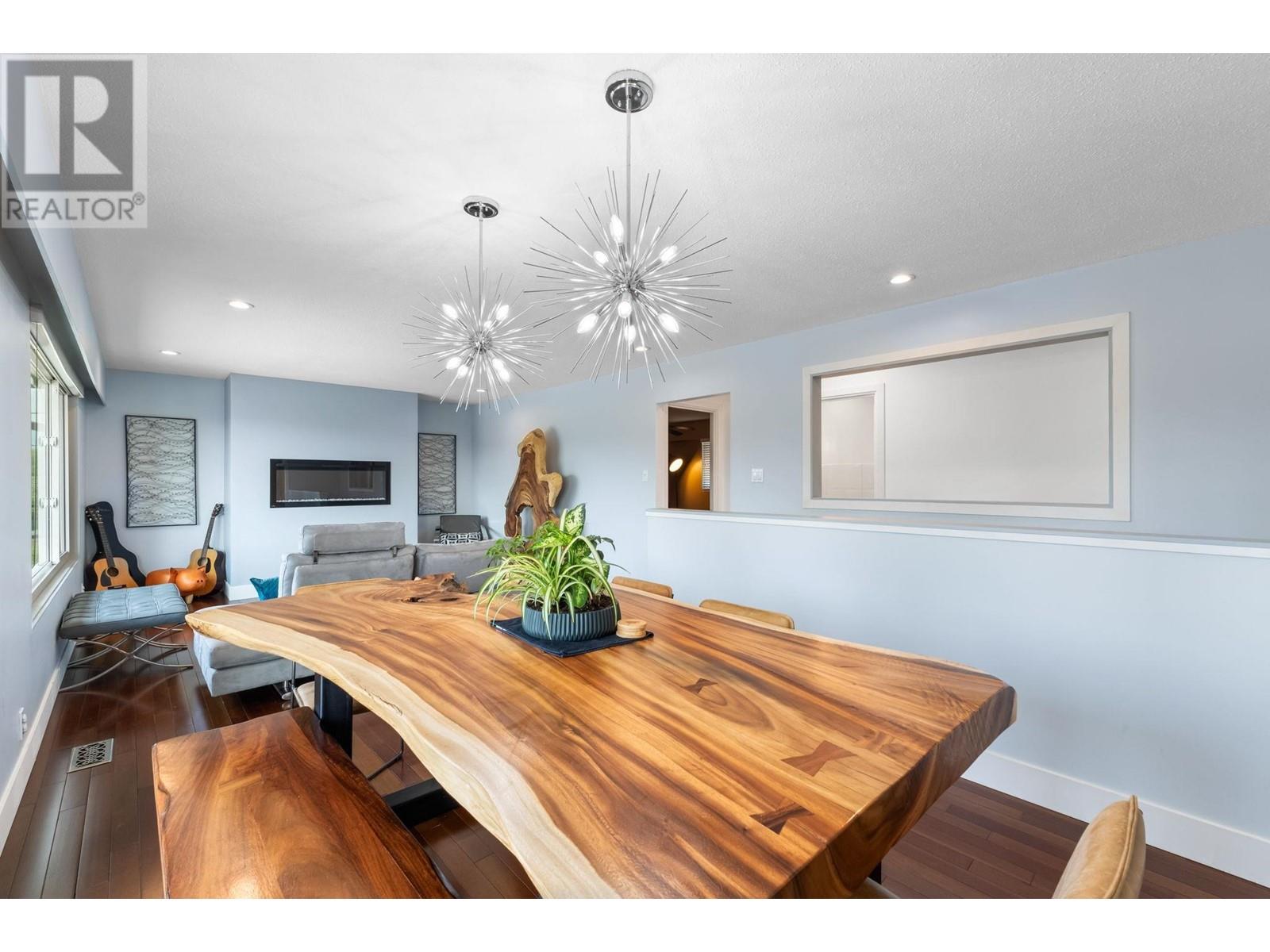 1480 Elinor Crescent, Port Coquitlam, British Columbia  V3C 2Y5 - Photo 5 - R3008228