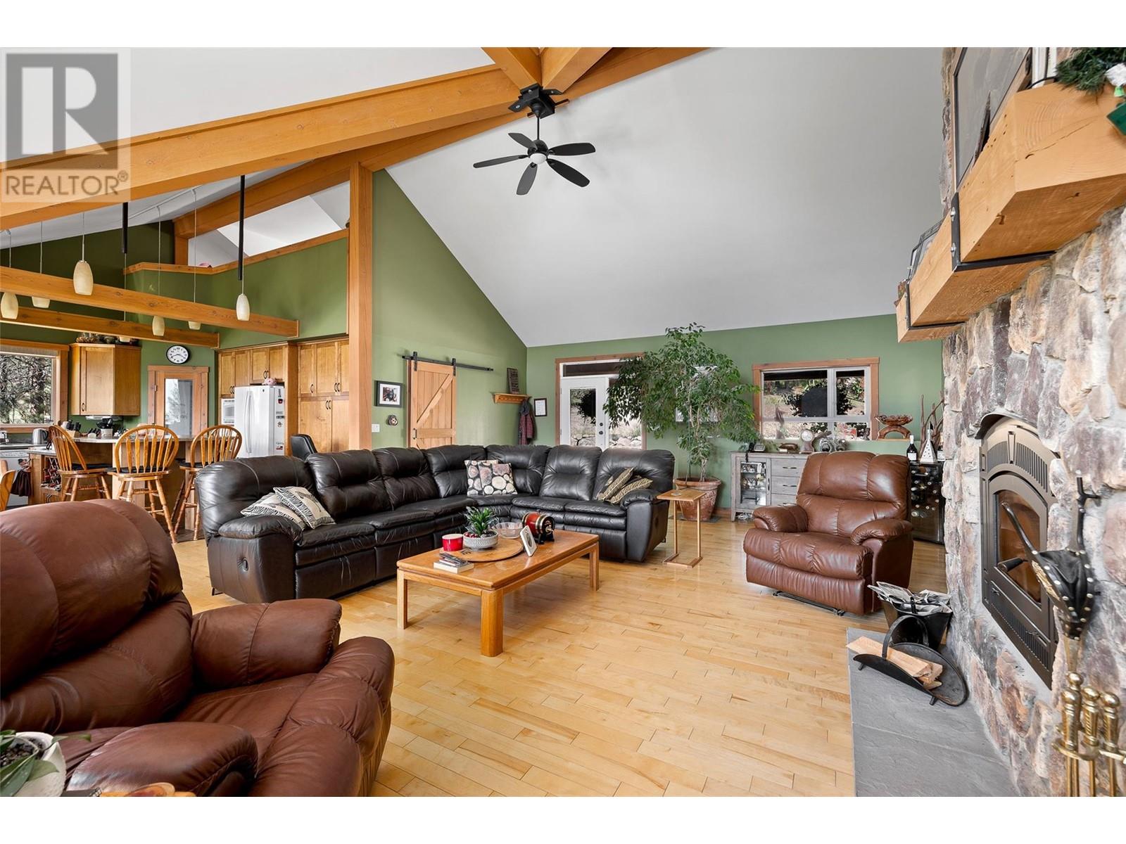 17142 Commonage Road, Lake Country, British Columbia  V4V 1B5 - Photo 9 - 10350201