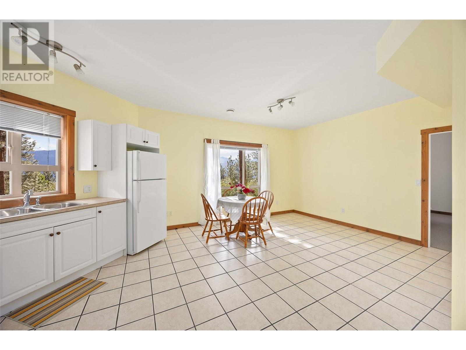 17142 Commonage Road, Lake Country, British Columbia  V4V 1B5 - Photo 37 - 10350201