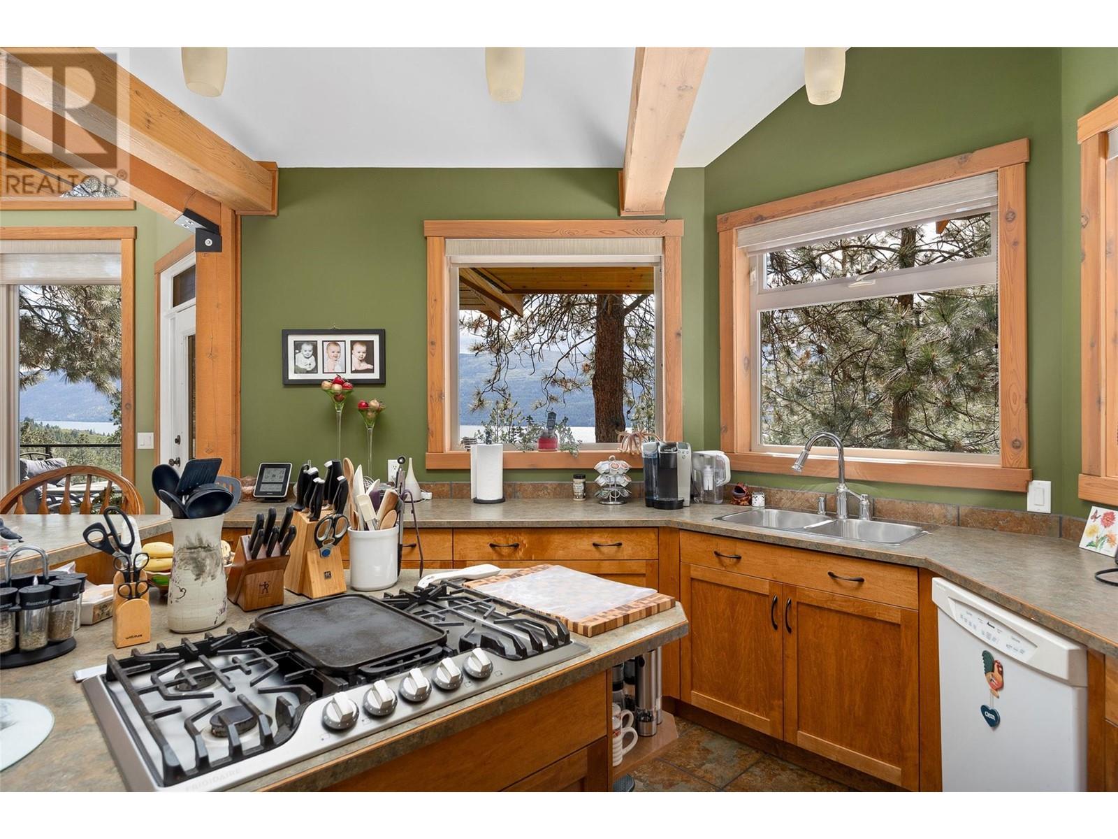 17142 Commonage Road, Lake Country, British Columbia  V4V 1B5 - Photo 11 - 10350201