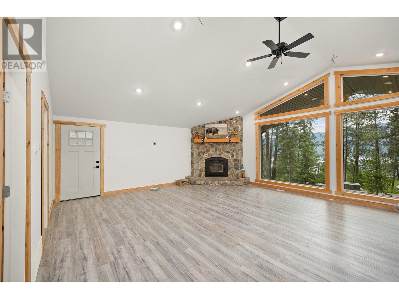17142 Commonage Road, Lake Country, British Columbia  V4V 1B5 - Photo 54 - 10350201