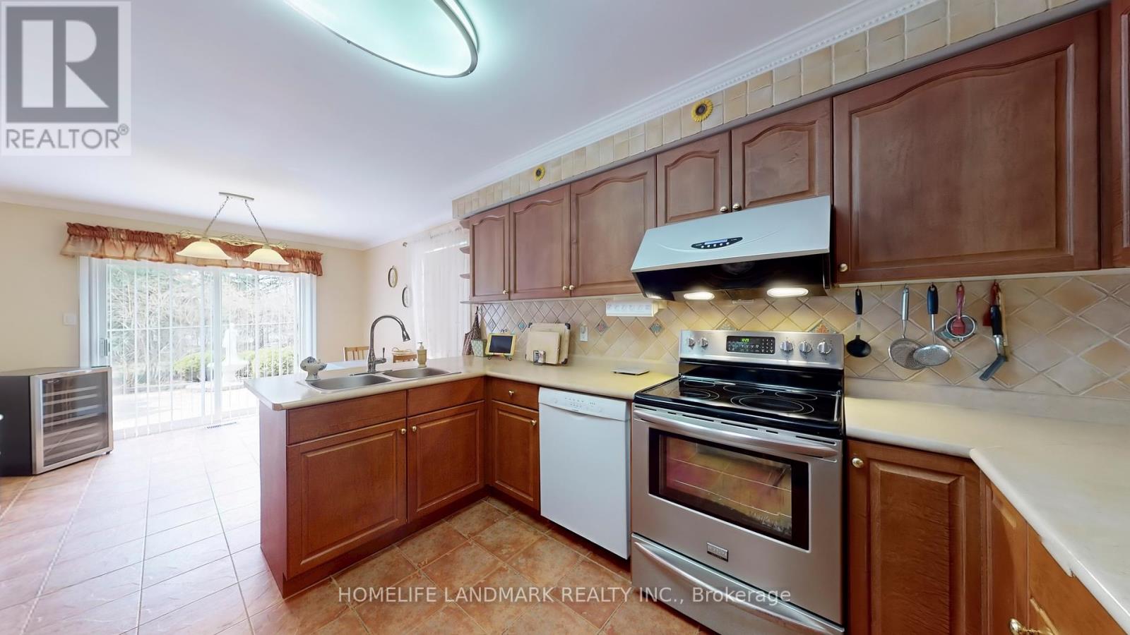 24 Todd Road, Ajax, Ontario  L1T 4C6 - Photo 16 - E12118662