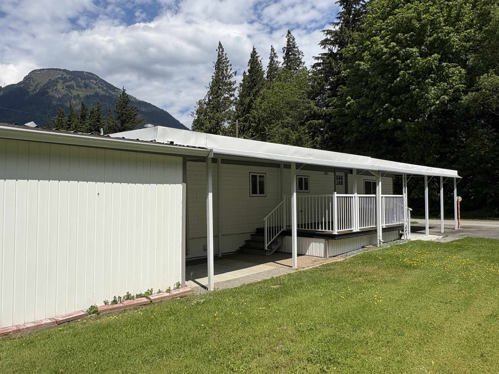 9 62010 Flood Hope Road, Hope, Hope, British Columbia V0X 1L2 - Photo 10 - R3009334